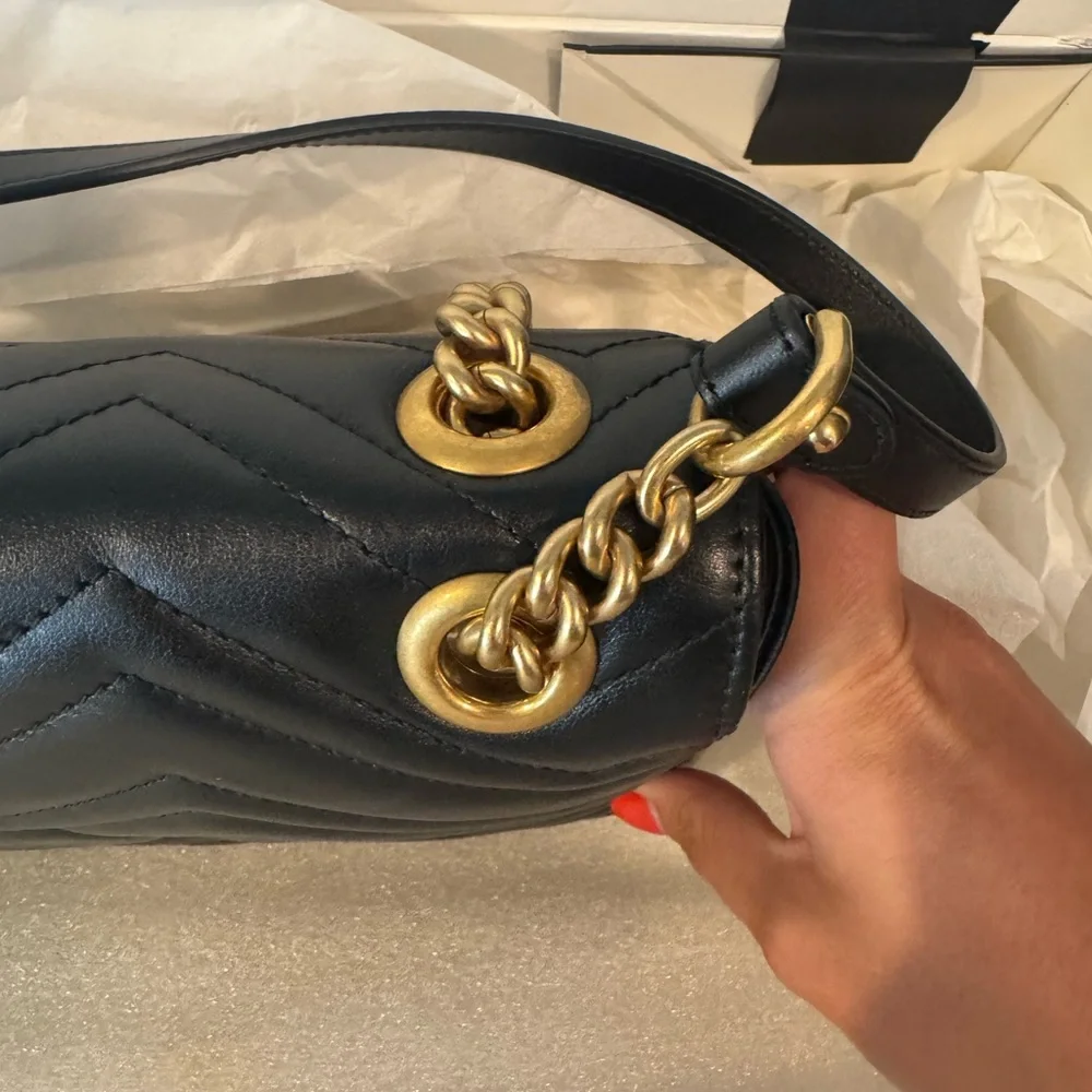 Gucci luxurious black